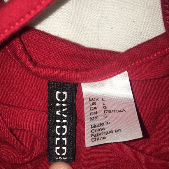 Brooklyn NYC Red Cropped Halter Top - Picture 3 of 4